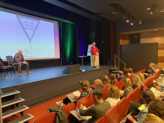 Symposium 'Korte lontjes en machogedrag'